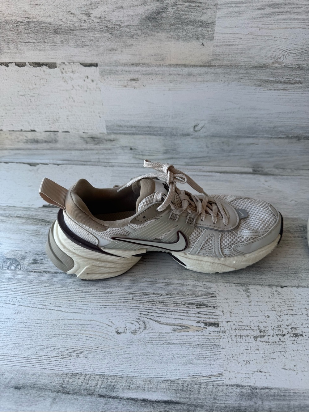 Nike Dad-shoe Sneakers - Picture 4 of 5
